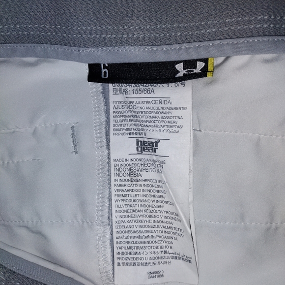 Under Armour Women's Shorts Size 6 - Picture 2 of 3